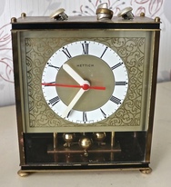 9780_Kaminuhr_Hettich.jpg