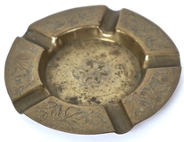 9382_Aschenbecher_Messing_Gravur.jpg