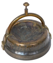 9384_Aschenbecher_Messing_gehaemmert.jpg