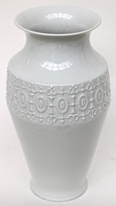 8740_Vase_KPM.jpg