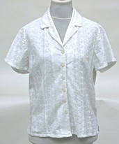 2951_Bluse_Gr._M_Lochstickerei__BW.jpg