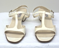 4052_Sandalette_Lackleder_creme_1960er__Gr._39-2.jpg