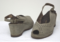 4102_Sandalette_Wildleder_grau_1940er__Gr._36-2.jpg